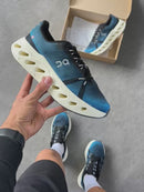 On Cloudtilt Premium - Azul Marinho