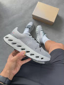 On Cloudtilt Premium - Cinza