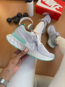 Nike infinity React Verde Água
