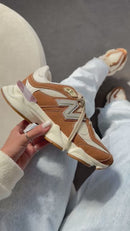 New Balance 9060 - Caramelo/Cinza