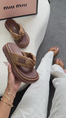 Sandália Miu Miu Urbani - Caramelo Terra