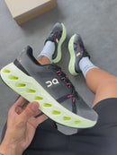 On Cloudtilt Premium - Grafite/Verde