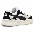 Puma 180 – Off White Black — vista traseira em diagonal