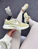 Nike Running Est 1972 - Amarelo/manteiga