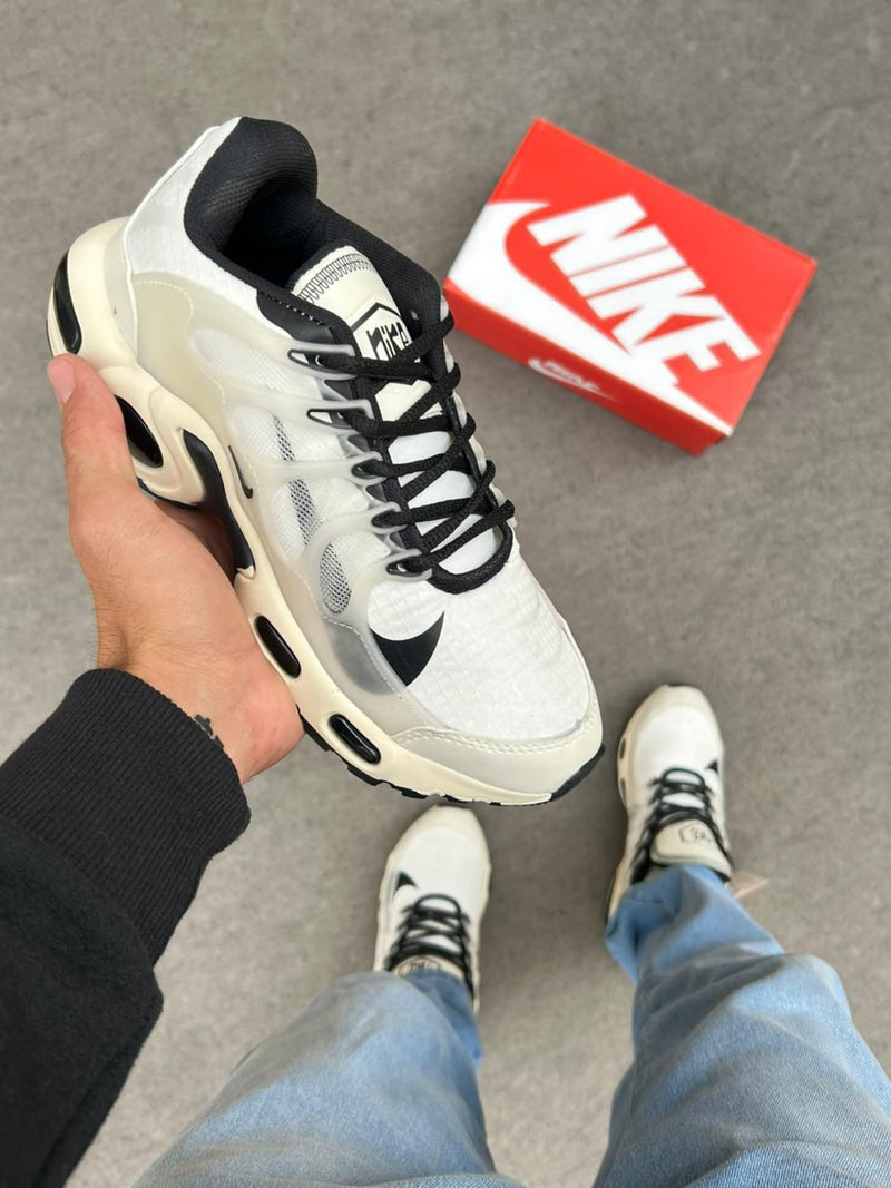 Nike Air Max Tn Plus - Off/preto