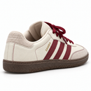 Adidas Samba OG Off White Burgundy: vista traseira em três quartos