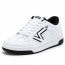 Tênis V. Upland White/Black – estúdio 3