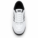 Tênis V. Upland White/Black – estúdio 4