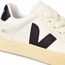 Vert Lace Up – Off White/Black — foto de estúdio 5