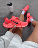 Nike Vomero 18 Premium Unissex - Laranja